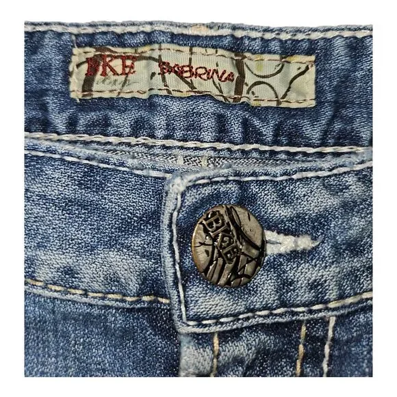 BKE Sabrina Shorts Women's 26 Bermuda Low Rise Blue Denim Embroidered Distressed - Picture 3 of 10